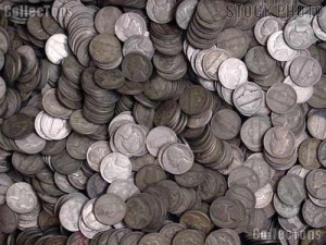 Roll of 40 Jefferson Silver War Nickels 35% Silver Mixed Dates — photo 2
